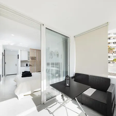 Ponderosa 120 With Pool And Sea View Адехе