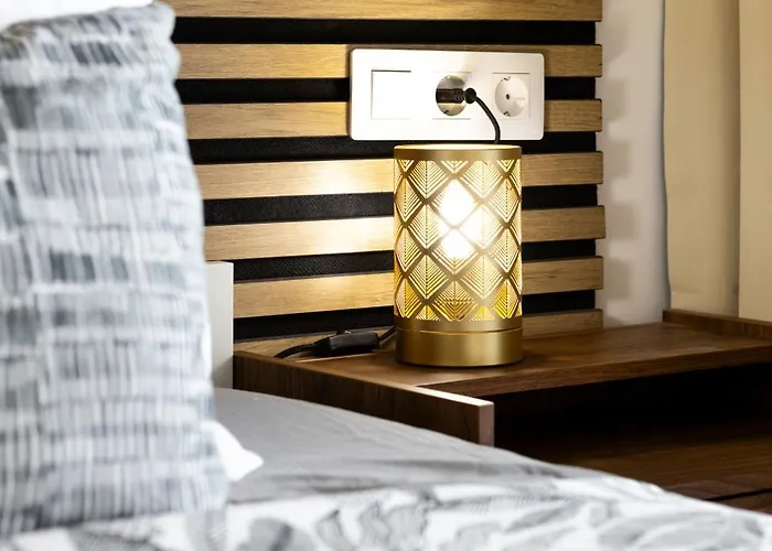 Ponderosa 120 With Pool And Sea View * Адехе